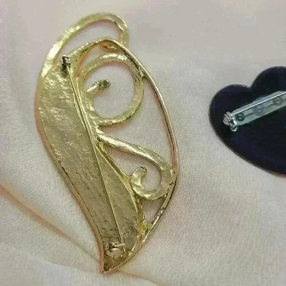 Vintage art green with Gold-toned brooches bundle - Picture 6 of 13